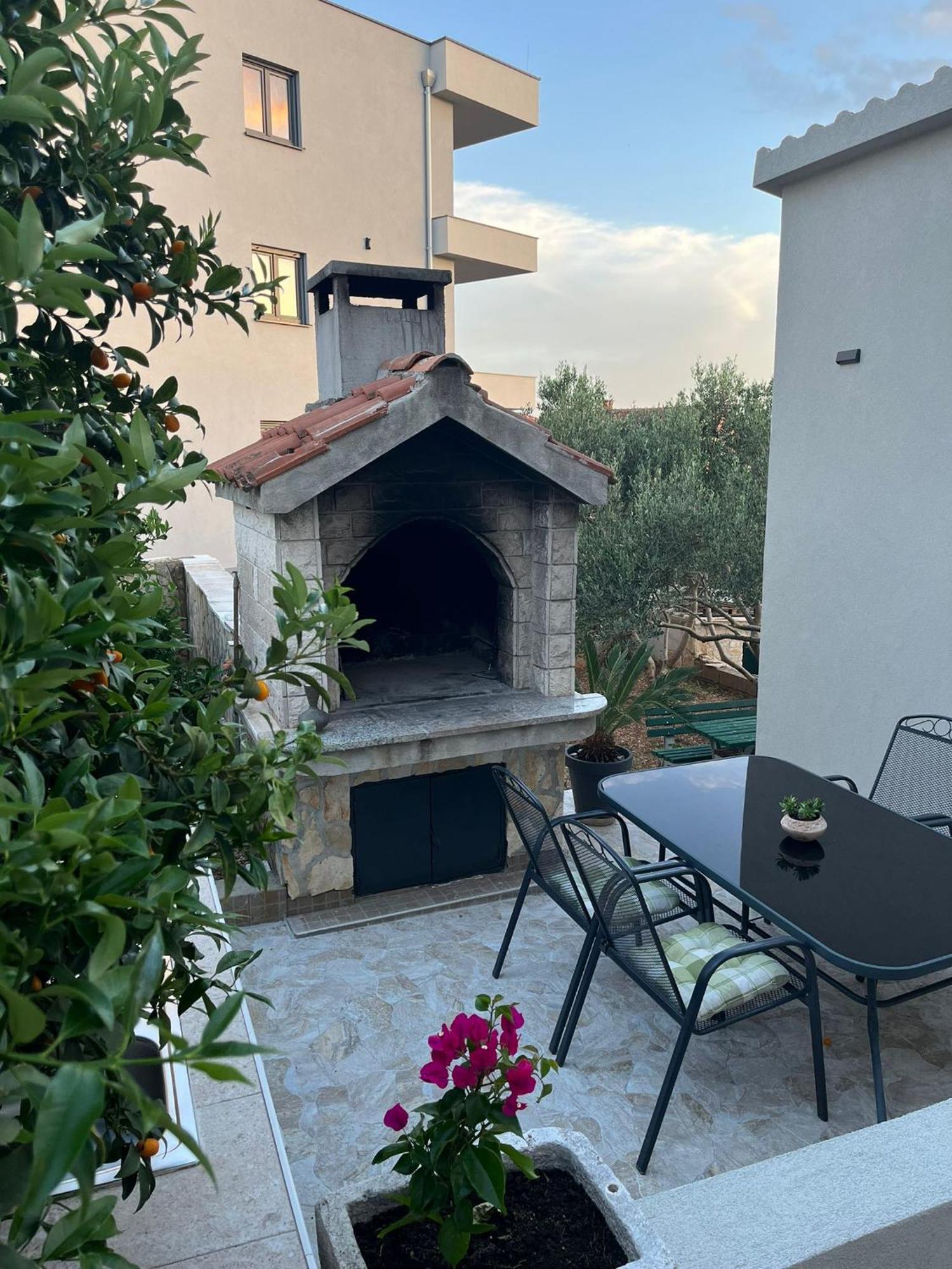 Apartmani Mm Traù Esterno foto