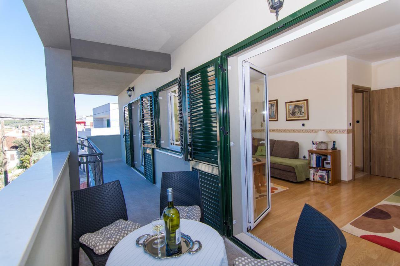 Apartmani Mm Traù Esterno foto